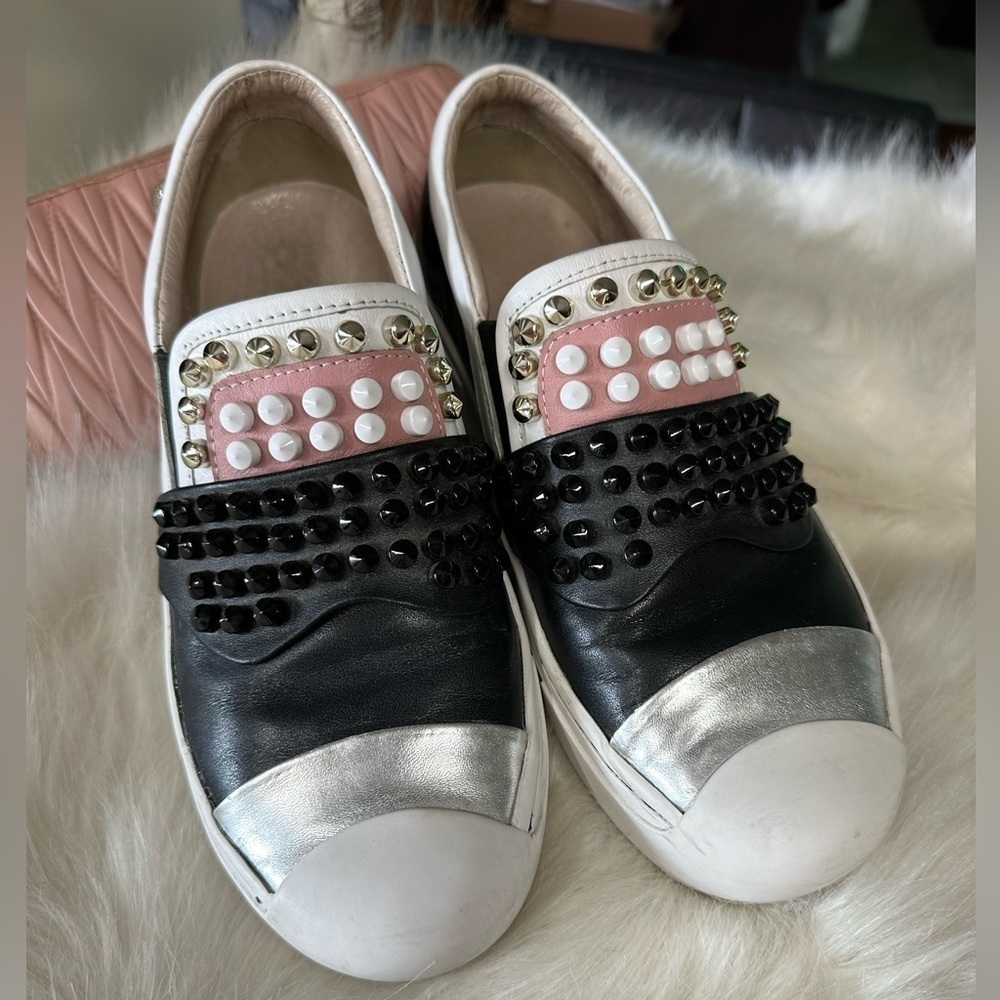 FENDI KARLITO STUDDED LEATHER SLIP ON SNEAKERS WOMENS 37 7 DESIGNER RARE - Picture 11 of 12